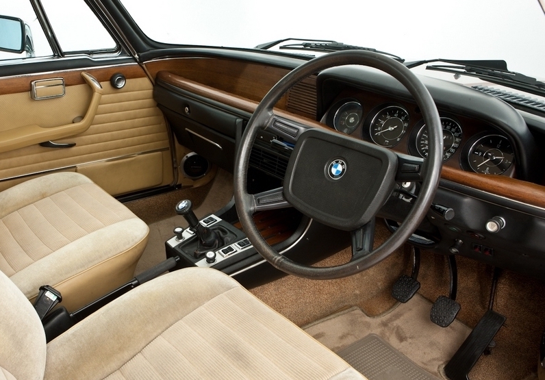 BMW 3.0 CSi interior