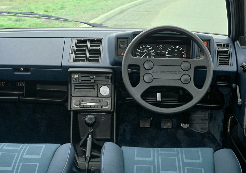 Volkswagen Scirocco Mk2 interior