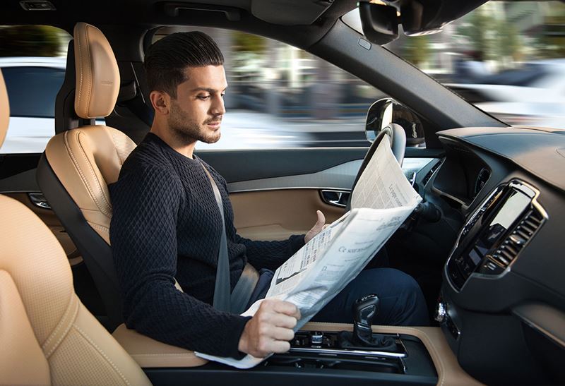 Volvo Autopilot driverless car