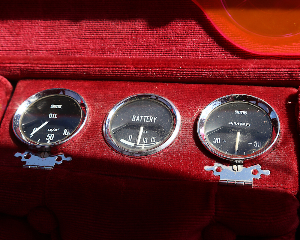 Ford Corsair dials
