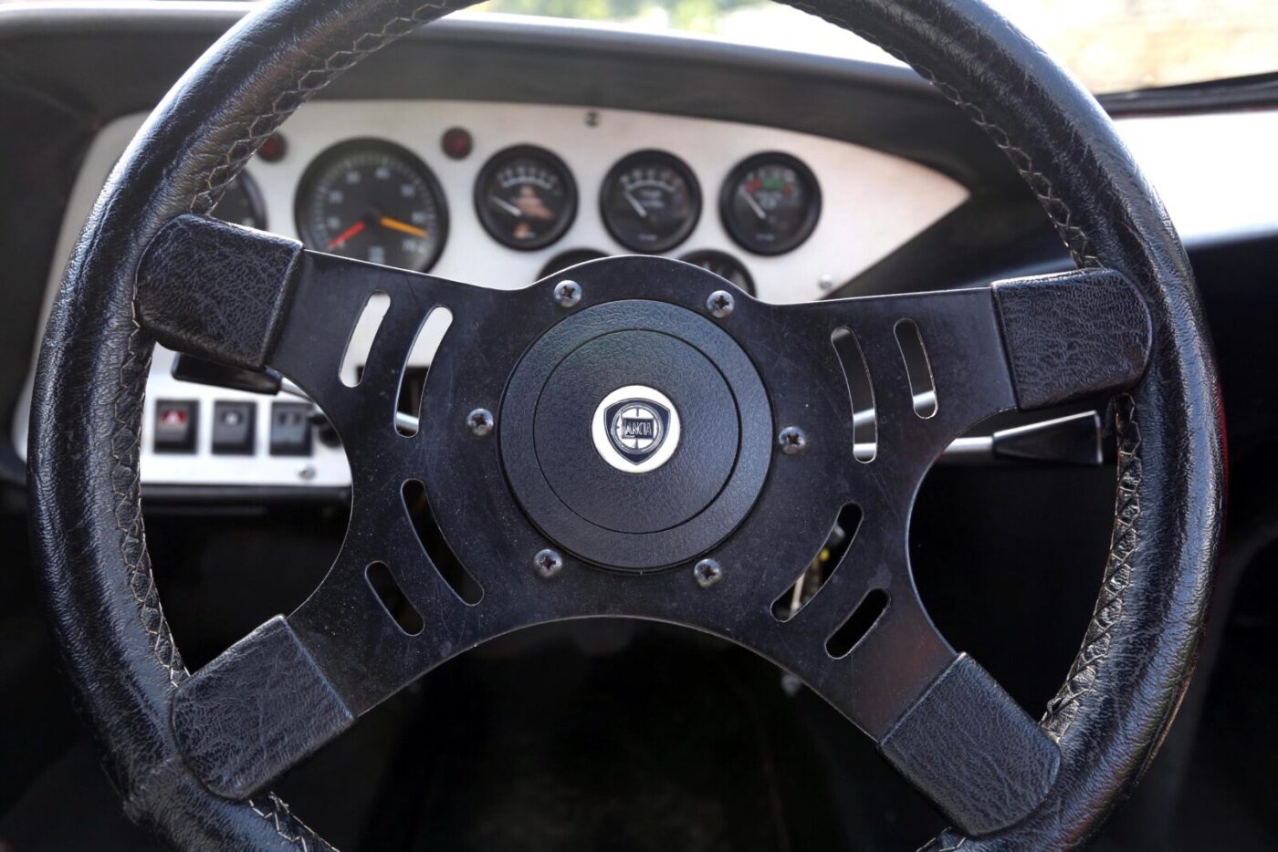 Lancia Stratos Allora steering wheel