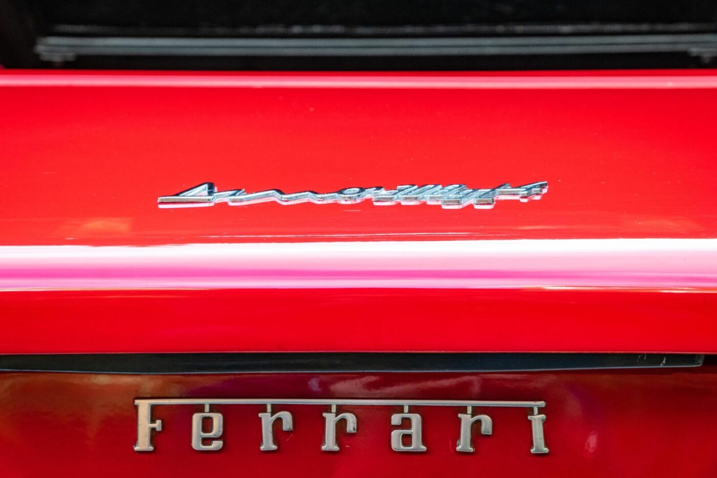 Ferrari 308GT4 boot