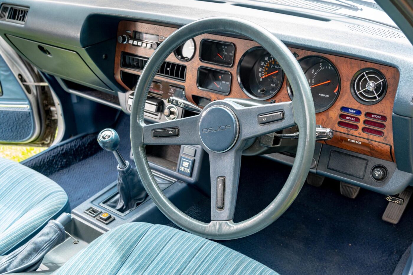 Toyota Celica ST interior