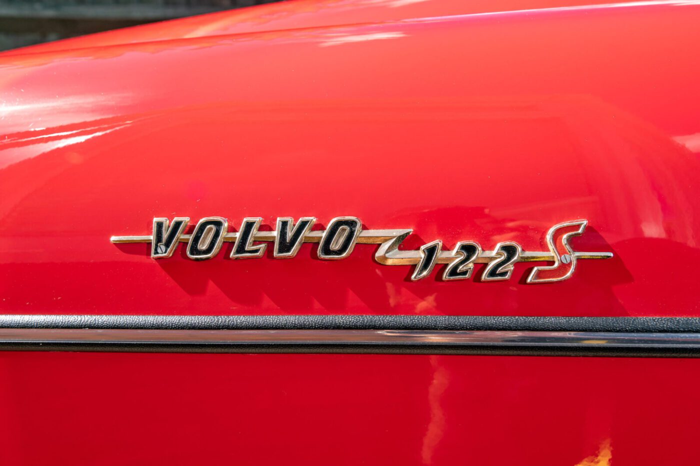 Volvo 122S badge
