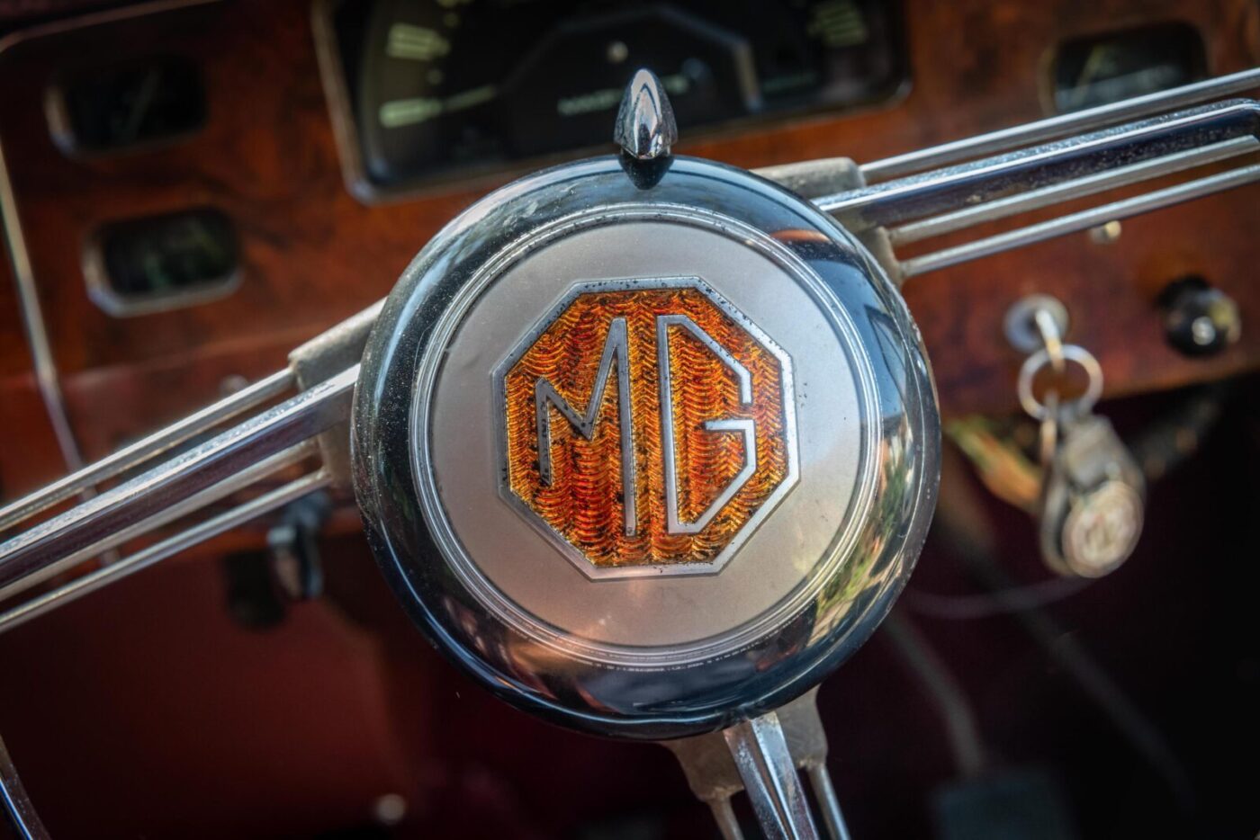 MG Magnette steering wheel
