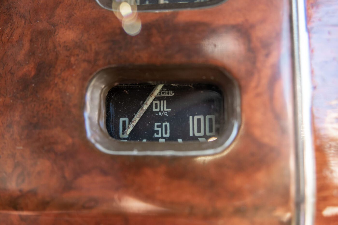 MG Magnette Jaeger oil gauge