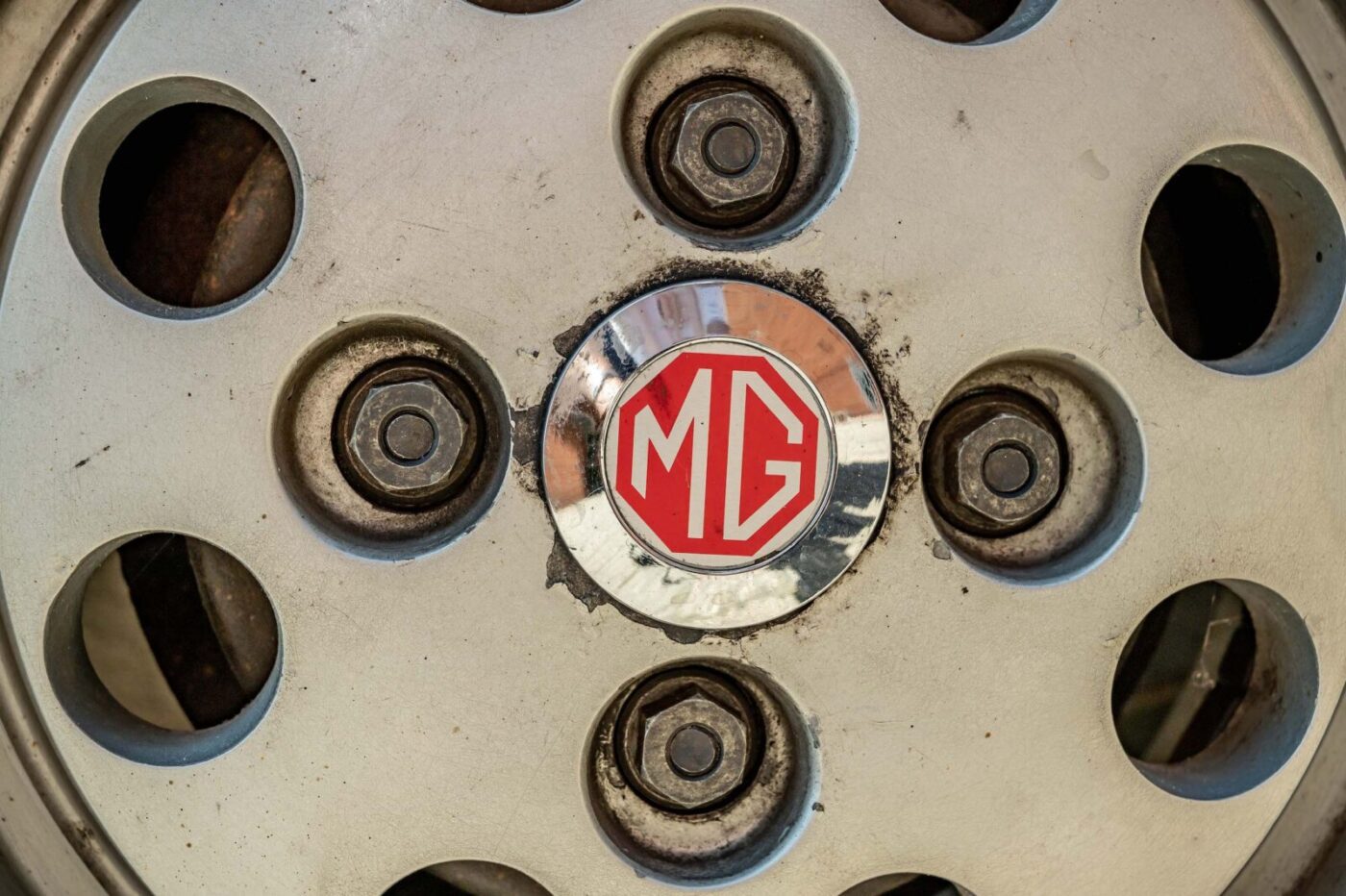 MG Metro alloy wheel