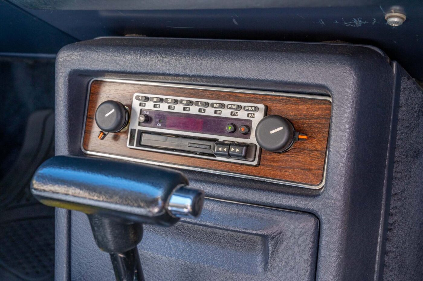 Ford Granada stereo