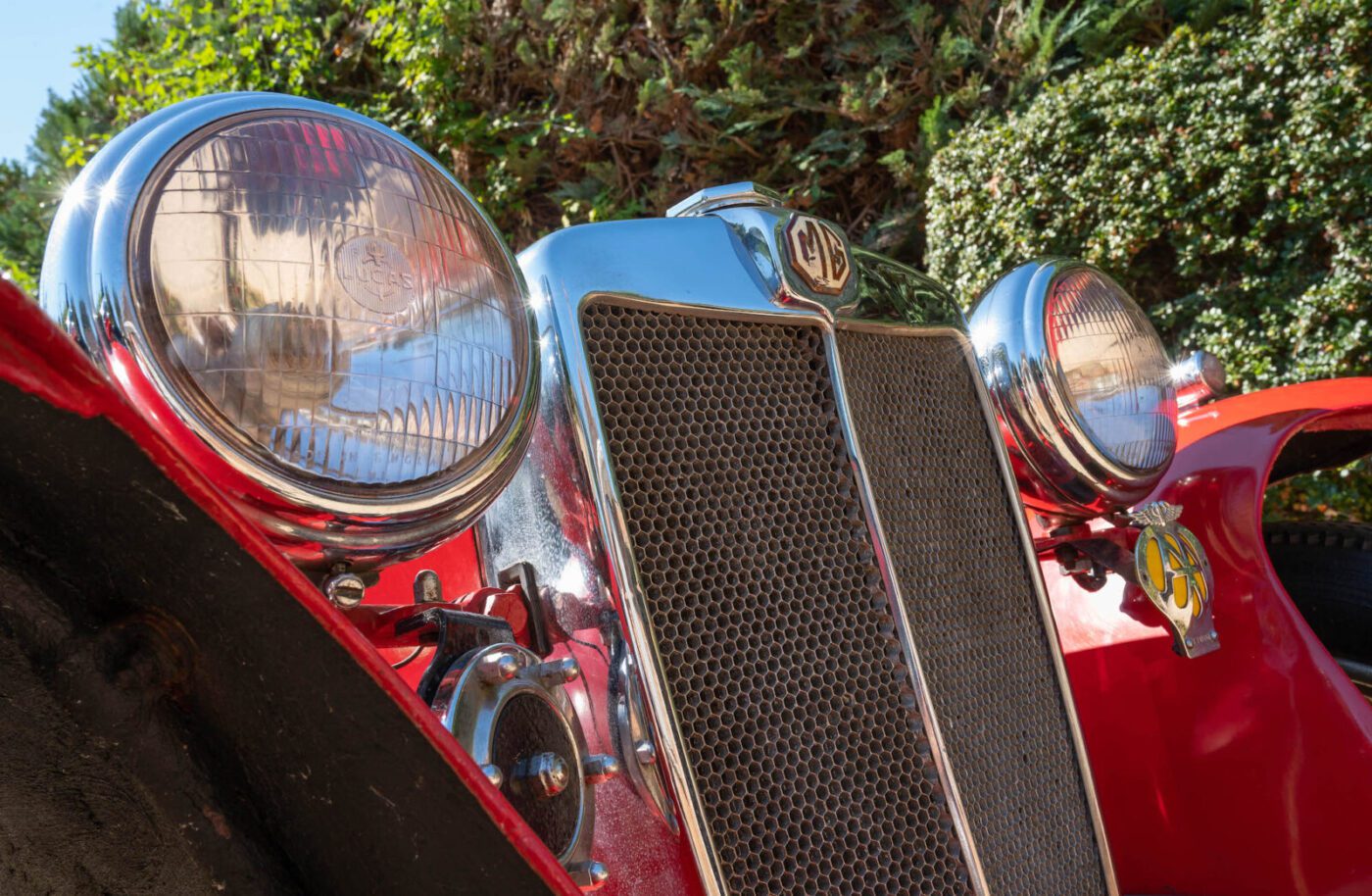 MG PA grille headlamps