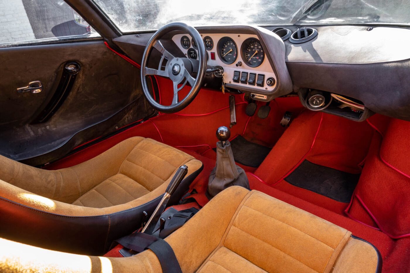 Lancia Stratos interior