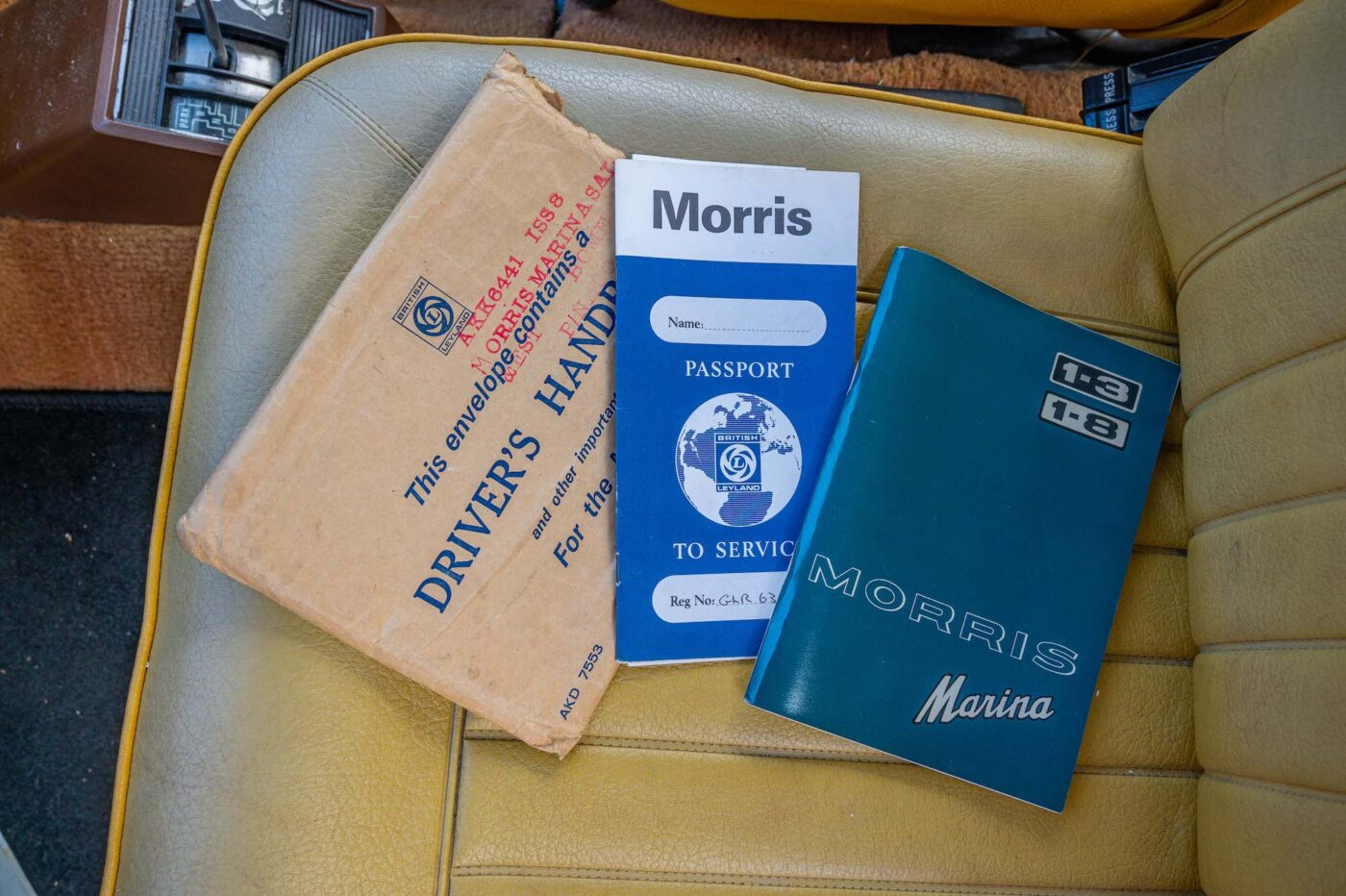 Morris Marina original handbook