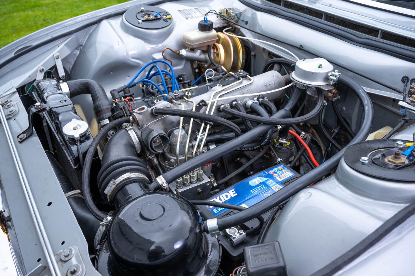 Peugeot 504 Cabriolet engine