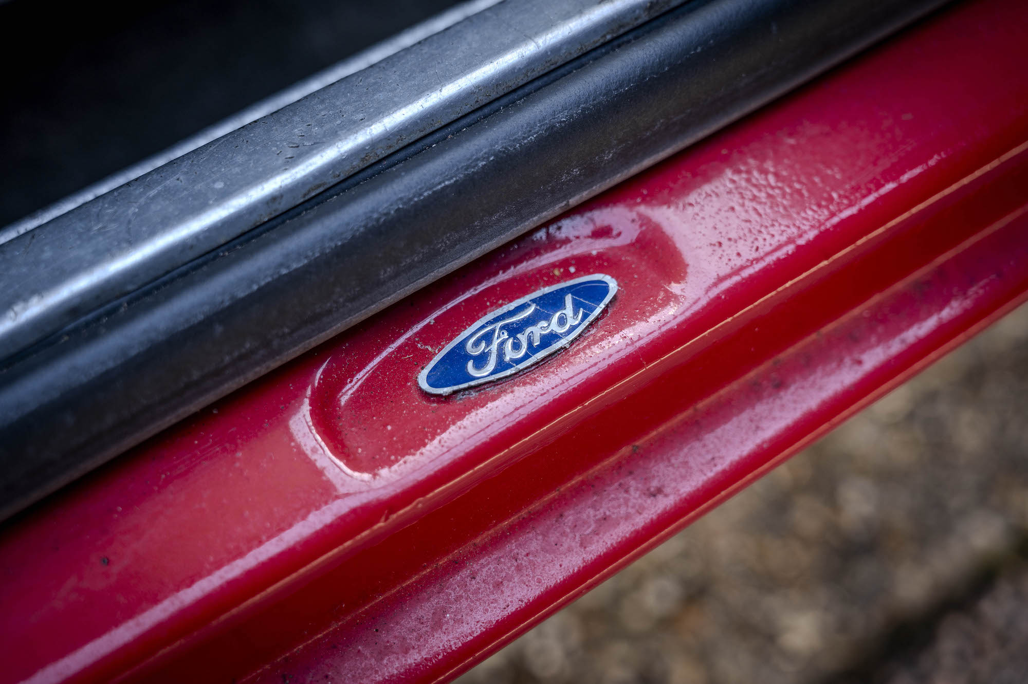 Ford badge Capri