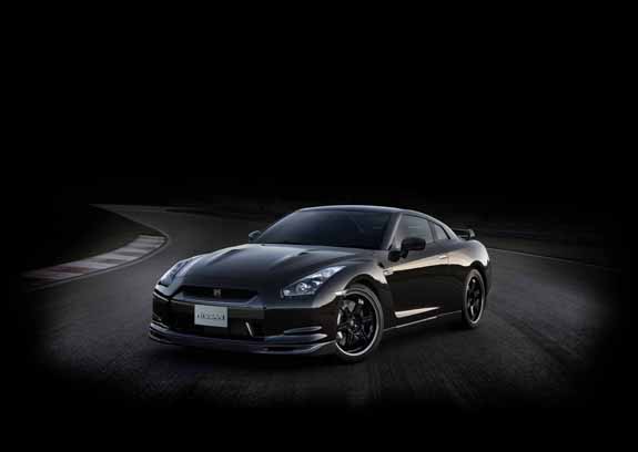 nissangtr_v_3_small1 nissangtr_v_3_small1
