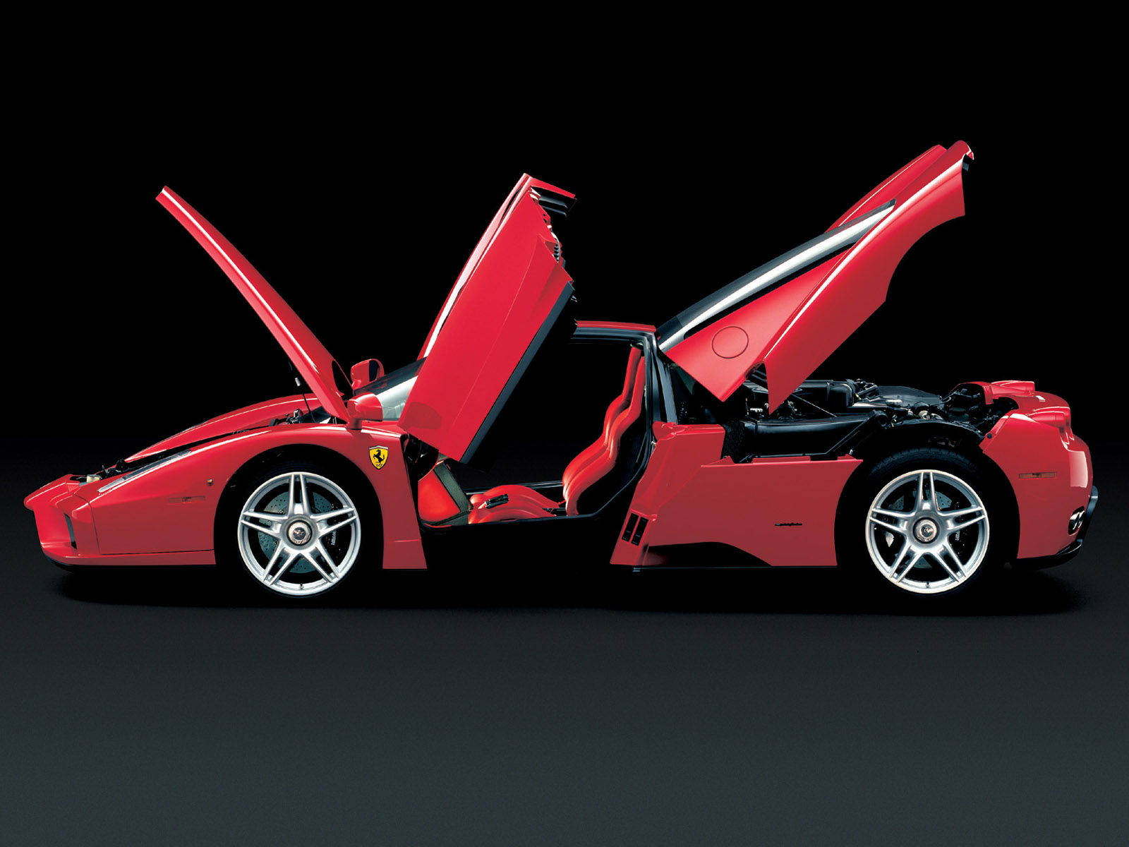 Ferrari-Enzo-Hood-Doors-Open-1600x1200 The Ferrari Enzo