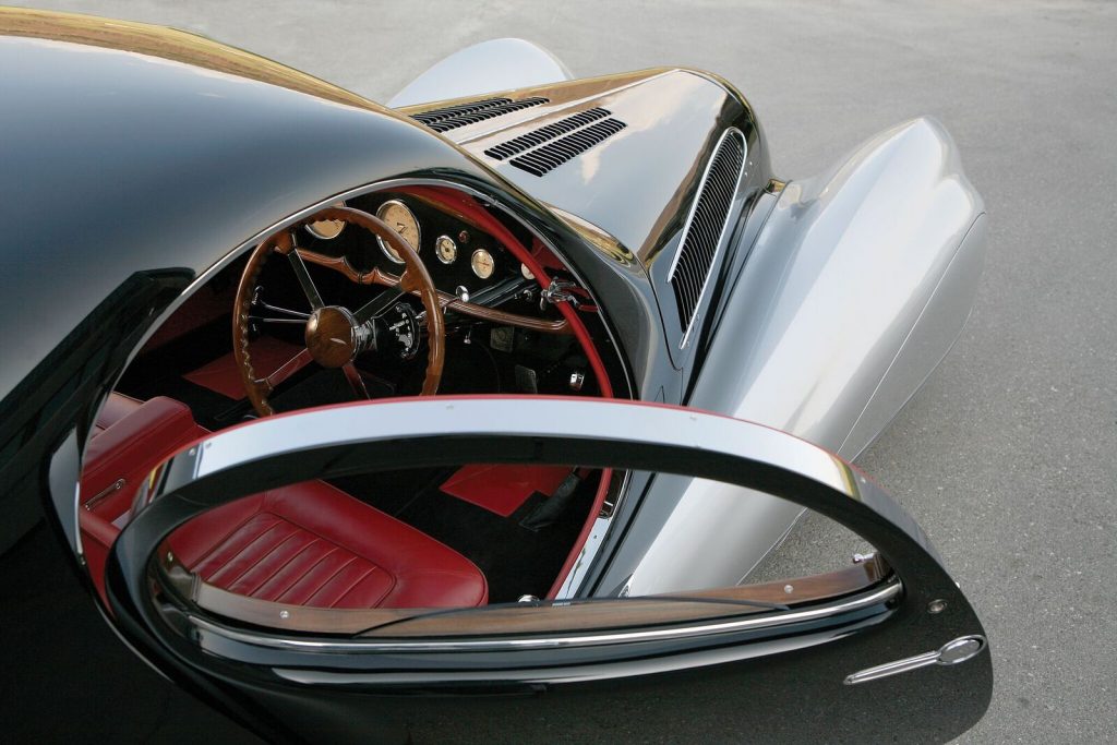 Talbot-Lago door