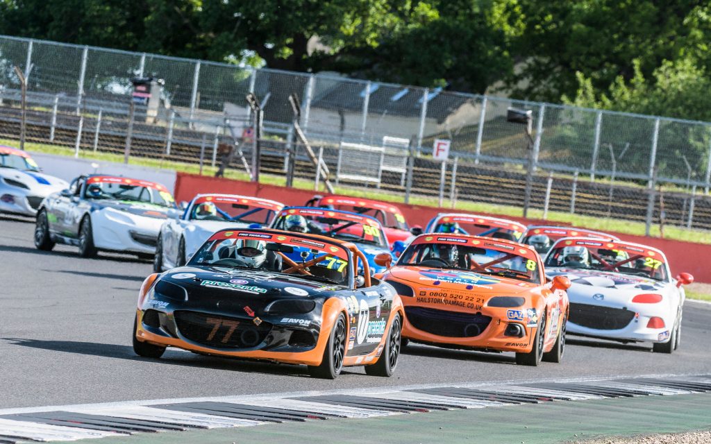 Mx-5 race