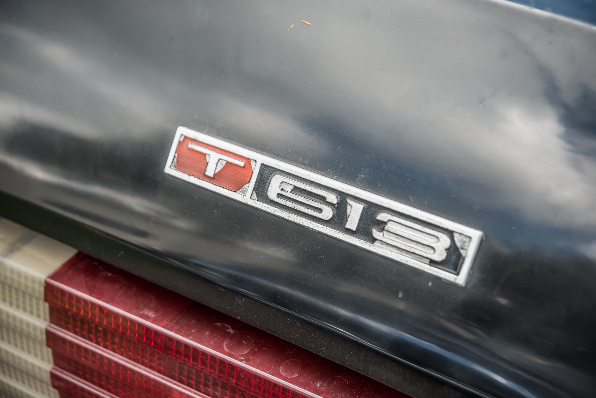 Tatra 613 badge