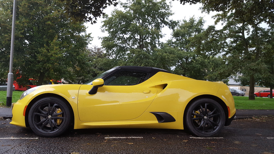 Alfa 4C in rain