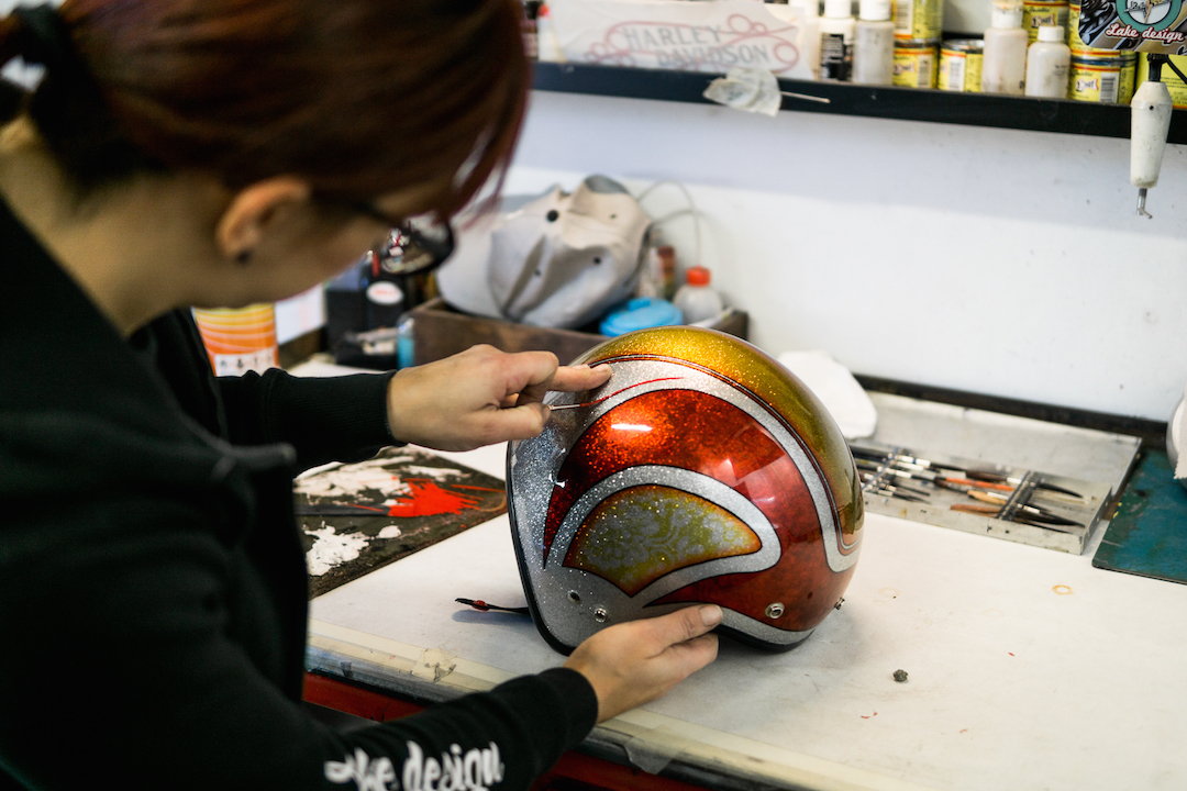 Arianna airbrush helmet