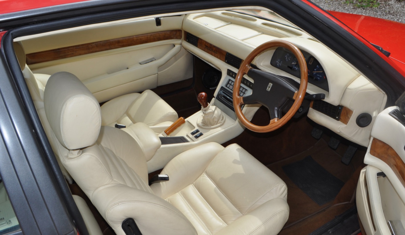 Karif interior
